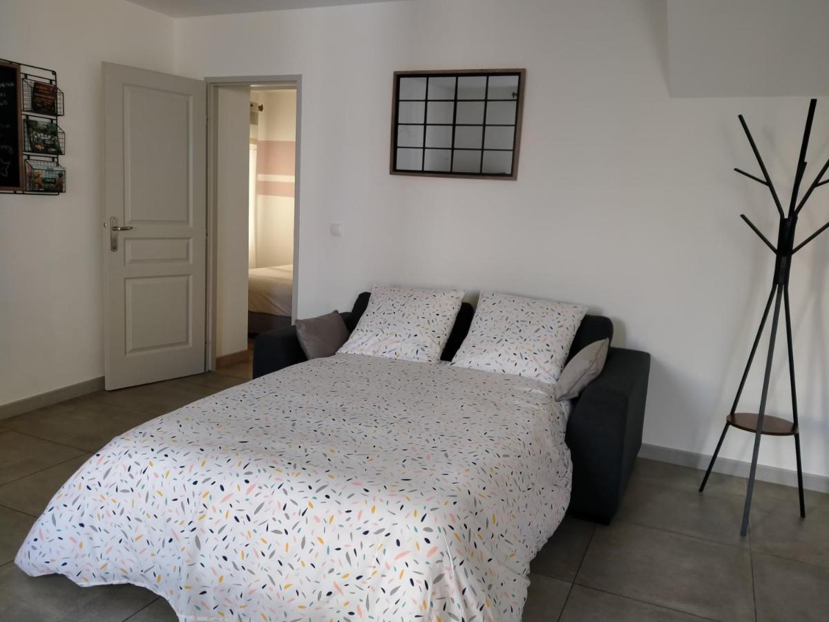 La Sorguette Apartment ลีล-ซูร์-ลา-ซอร์ก ภายนอก รูปภาพ